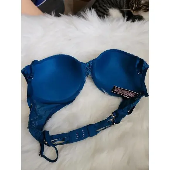 Victoria's Secret push-up bra- 34C - Picture 4 of 7